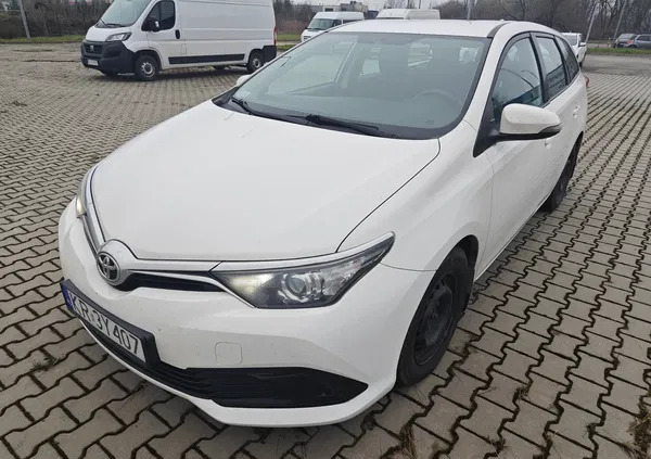 toyota auris Toyota Auris cena 34000 przebieg: 226000, rok produkcji 2017 z Kraków